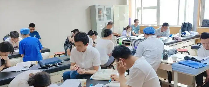 安 康中医保健按摩培训班